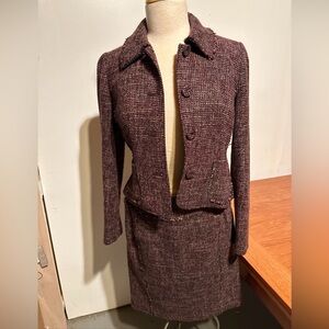 Ann Taylor 2-piece Skirt/jacket Women’s Suit Size 2P Wool Blend